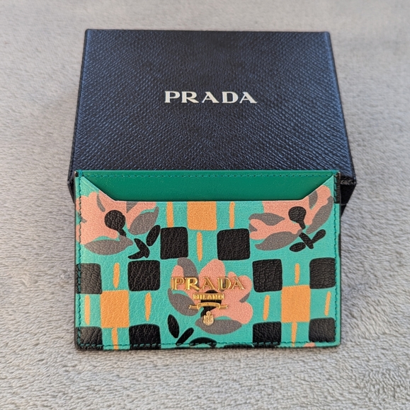 Prada Madras Floral Card Holder - Picture 4 of 14